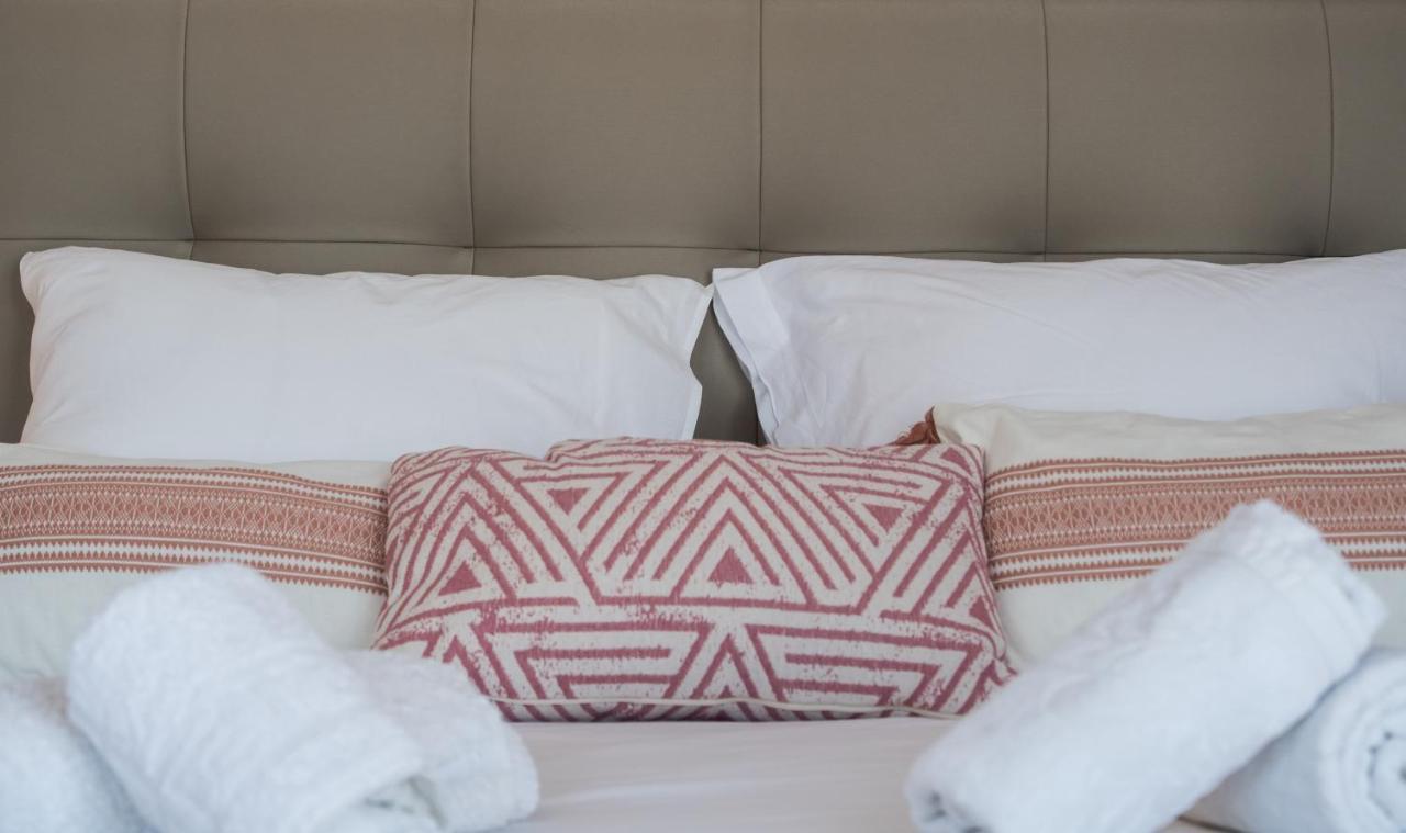 Ionian Grand - Apartments Lefkada City Bagian luar foto